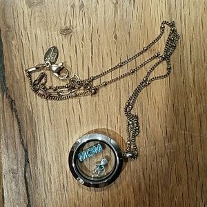 Origami Owl Necklace